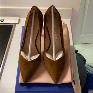 Stuart Weitzman  Brand New Tan Suede Pumps